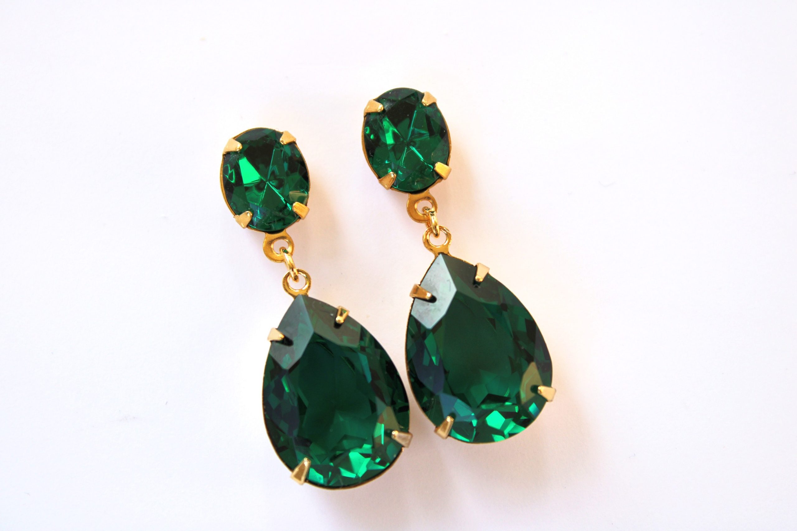 green-earrings-605zcu-1.jpg